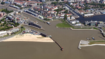 storm surge barrier geestemuendung bremerhaven